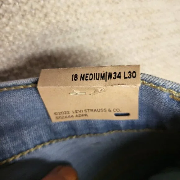 Levis 311 Shaping Skinny Mid Rise Light Wash Jeans Women's W34 L30 Denim NWT - Picture 5 of 15